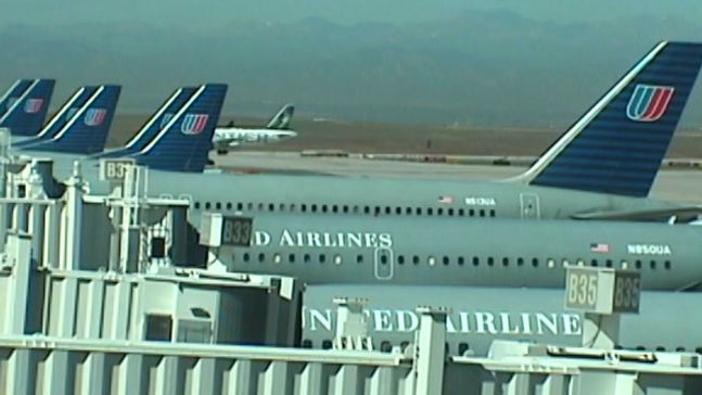 704x480 wm 2004 17 yrs his room qt P1